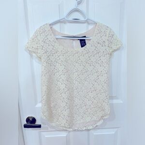 Talula Aritzia Lace Betsy Blouse Shirt ivory with pink underlay